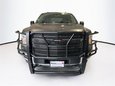 Used 2018 Ford F150 XLT image 2