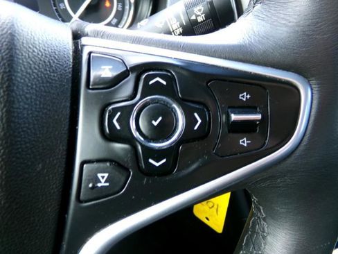 Used 2015 Buick Regal AWD image 16
