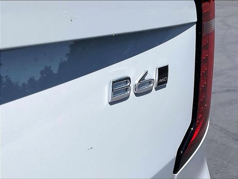 New 2027 Volvo XC90 B6 Plus AWD/4WD image 26