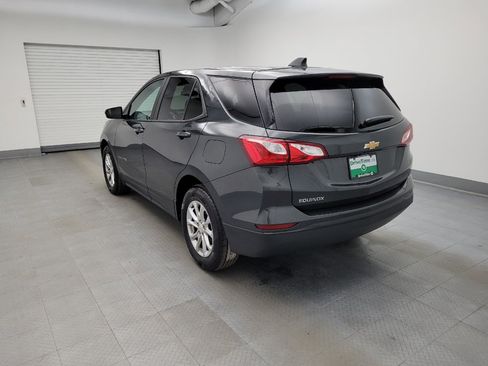Used 2020 Chevrolet Equinox LS w/ LS Convenience Package FWD image 5