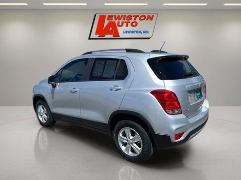 Certified 2022 Chevrolet Trax LT w/ LT Convenience Package AWD/4WD image 11