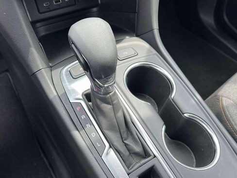 Used 2023 Chevrolet Equinox LT AWD/4WD image 30