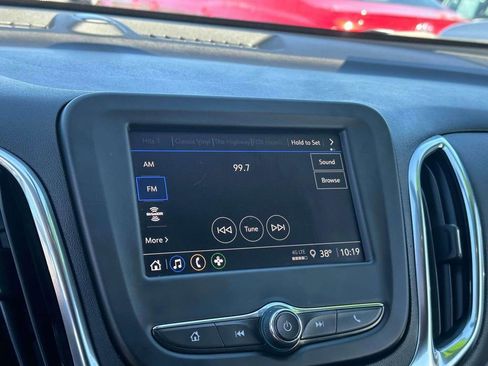 Used 2024 Chevrolet Equinox LT image 27