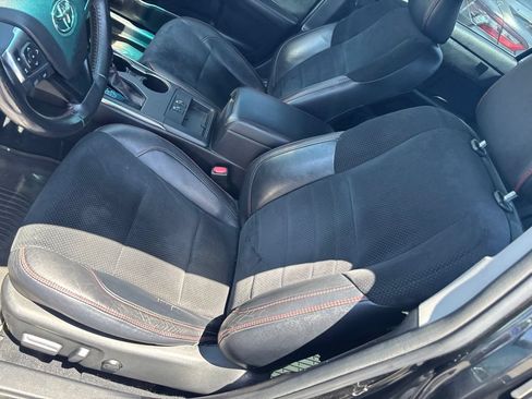 Used 2017 Toyota Camry XSE w/ Moonroof Package FWD image 17