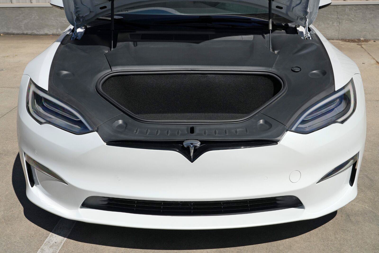 Used 2022 Tesla Model S AWD/4WD image 8