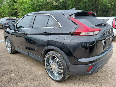 Used 2022 Mitsubishi Eclipse Cross LE FWD image 4
