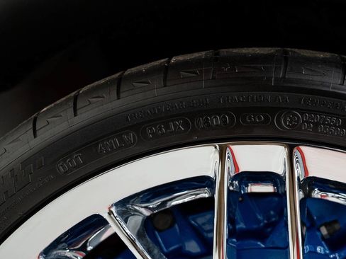 Used 2010 Chevrolet Corvette ZR1 w/ Preferred Equipment Group RWD image 65