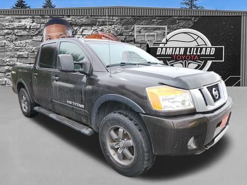 Used 2015 Nissan Titan PRO-4X image 1