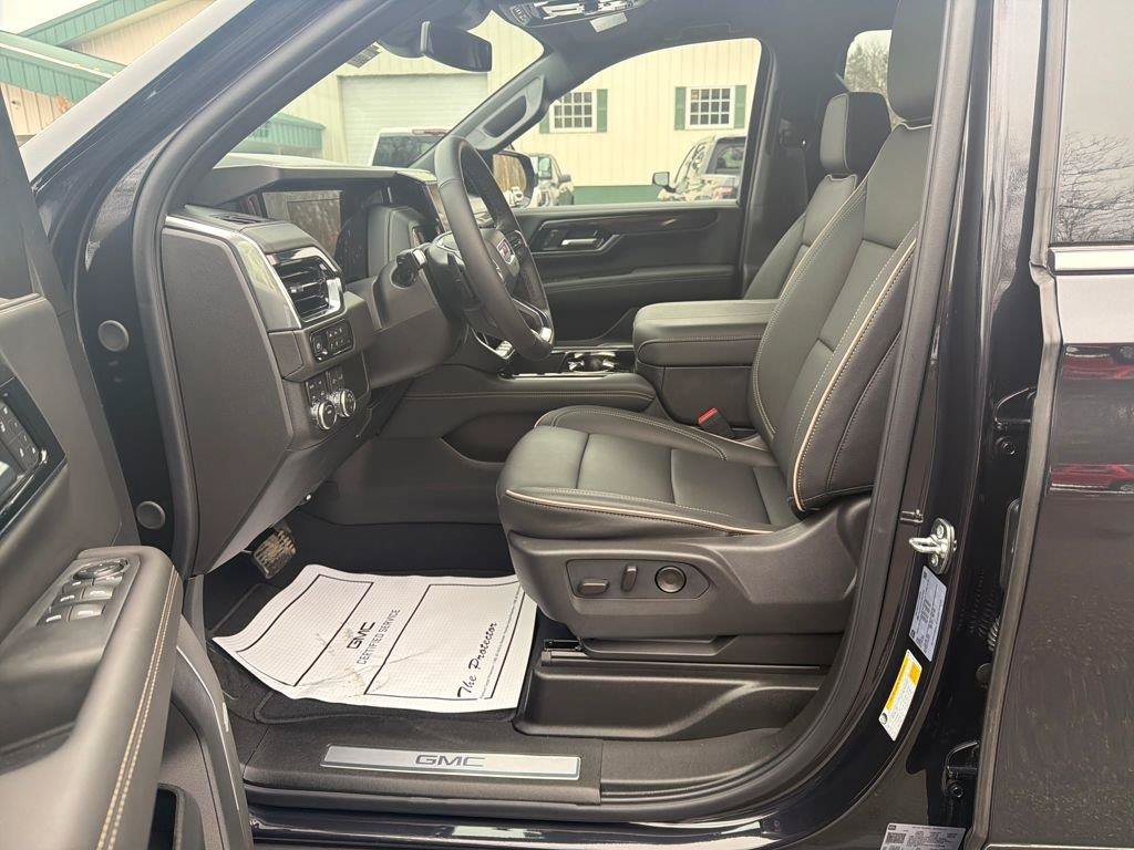 New 2026 GMC Yukon XL Elevation AWD/4WD image 12