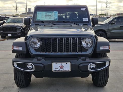 New 2026 Jeep Gladiator Sport AWD/4WD image 5