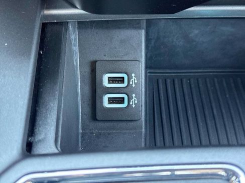 Used 2018 Ford F150 XLT w/ Equipment Group 302A Luxury AWD/4WD image 31