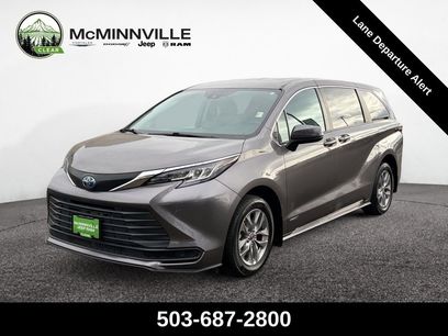 Used 2021 Toyota Sienna LE