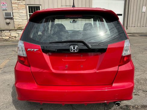 Used 2011 Honda Fit Sport image 4