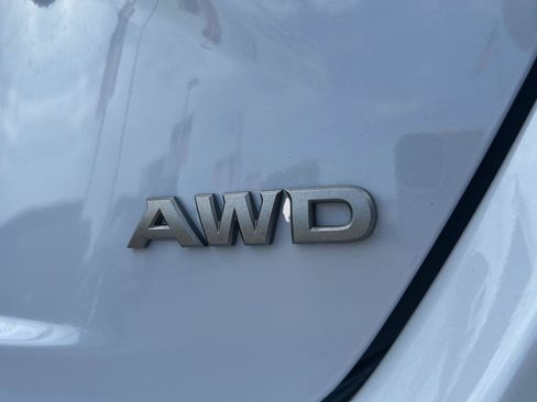 Used 2025 Nissan Altima 2.5 SR w/ SR Premium Package AWD/4WD image 36