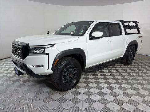Used 2023 Nissan Frontier PRO-4X w/ Pro-4X Premium Package AWD/4WD image 3