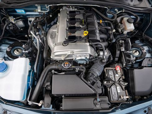 Used 2017 MAZDA MX-5 Miata RF Grand Touring RWD image 37