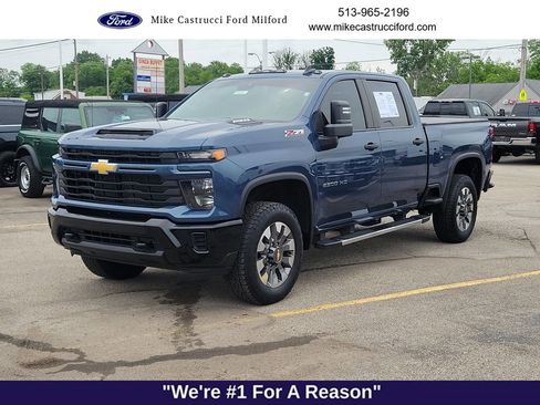 Used 2025 Chevrolet Silverado 2500 Custom w/ Custom Convenience Package AWD/4WD image 1