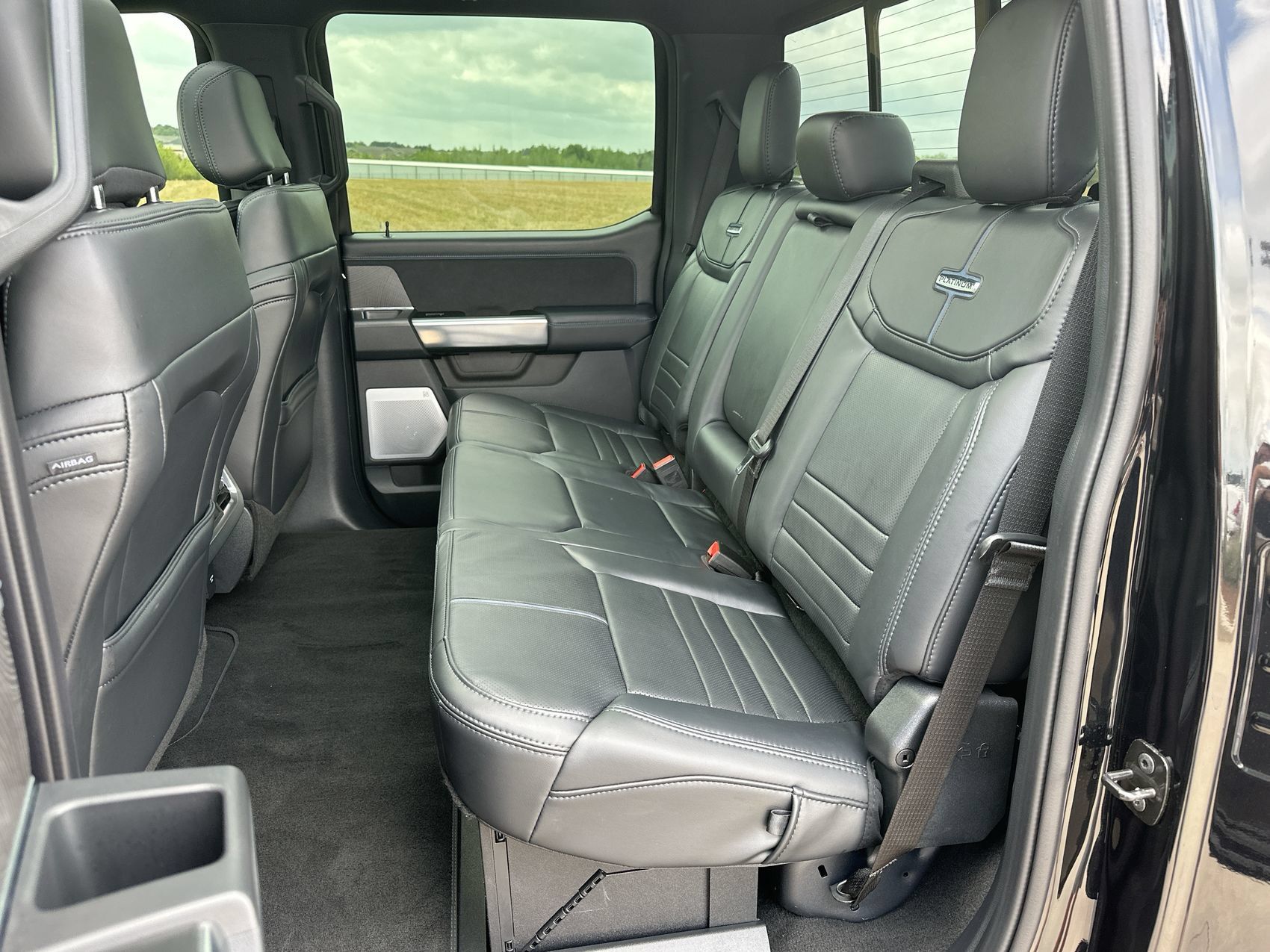 Used 2025 Ford F350 Platinum AWD/4WD image 24