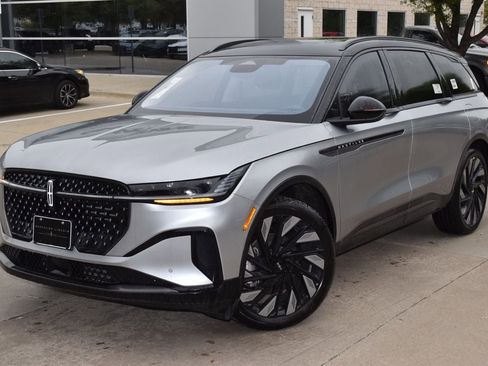 New 2026 Lincoln Nautilus Reserve w/ Jet Appearance Package AWD/4WD image 19
