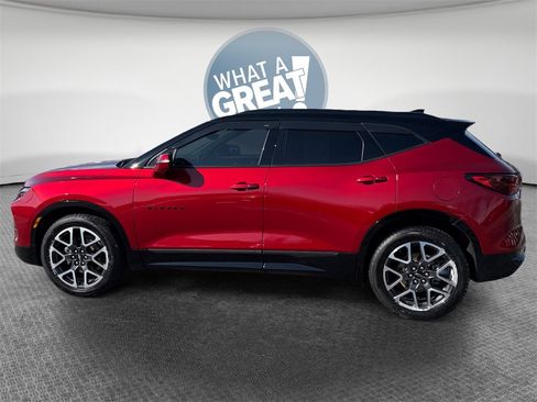 Certified 2024 Chevrolet Blazer RS w/ Driver Confidence II Package image 7