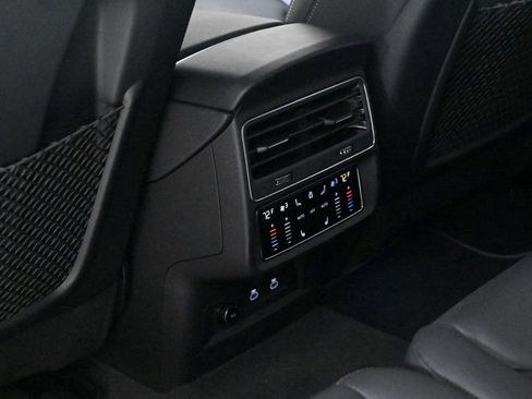 Certified 2025 Audi Q7 3.0T Premium Plus w/ Premium Plus Package image 18