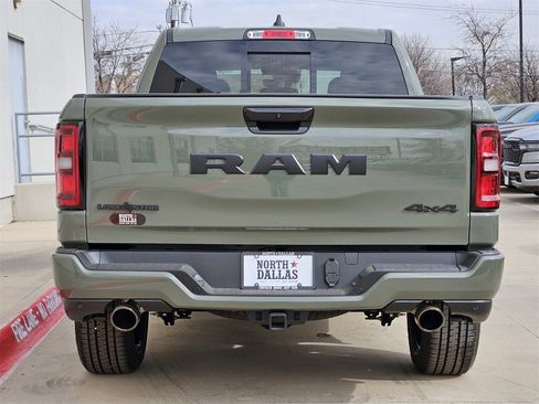 New 2026 RAM 1500 4x4 Crew Cab image 4