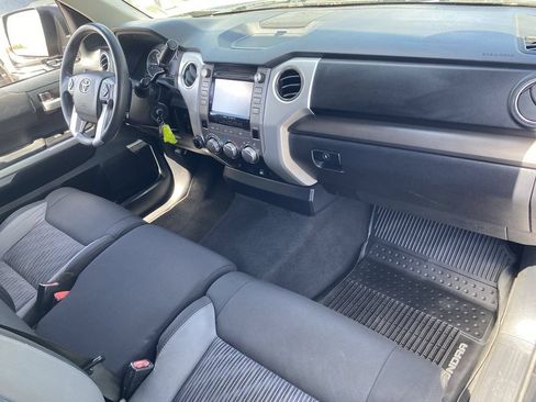 Used 2017 Toyota Tundra SR5 AWD/4WD image 12