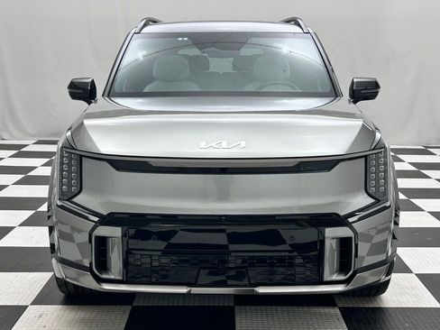 Used 2024 Kia EV9 GT-Line AWD/4WD image 3