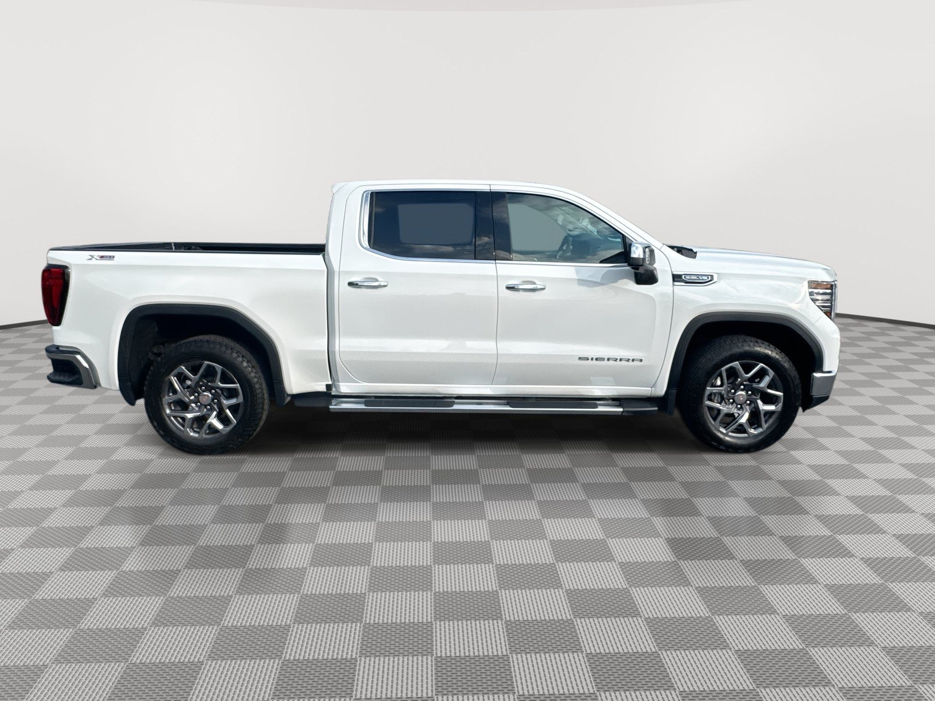 New 2026 GMC Sierra 1500 SLT w/ SLT Premium Plus Package AWD/4WD image 9