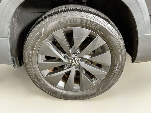 Used 2022 Volkswagen Taos S w/ IQ Drive S Package FWD image 11