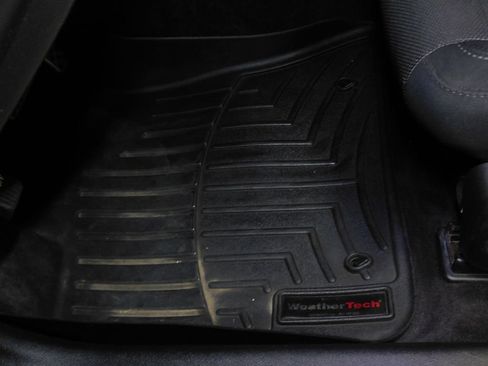 Used 2018 Dodge Charger R/T Scat Pack RWD image 34
