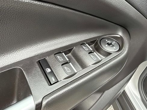 Used 2017 Ford C-MAX SE w/ Cold Weather Package image 23