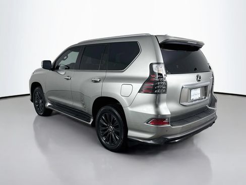 Used 2023 Lexus GX 460 Luxury w/ Sport Design Package AWD/4WD image 3