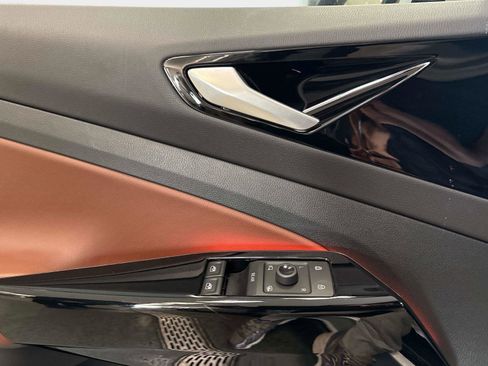 Certified 2022 Volkswagen ID.4 Pro S image 19