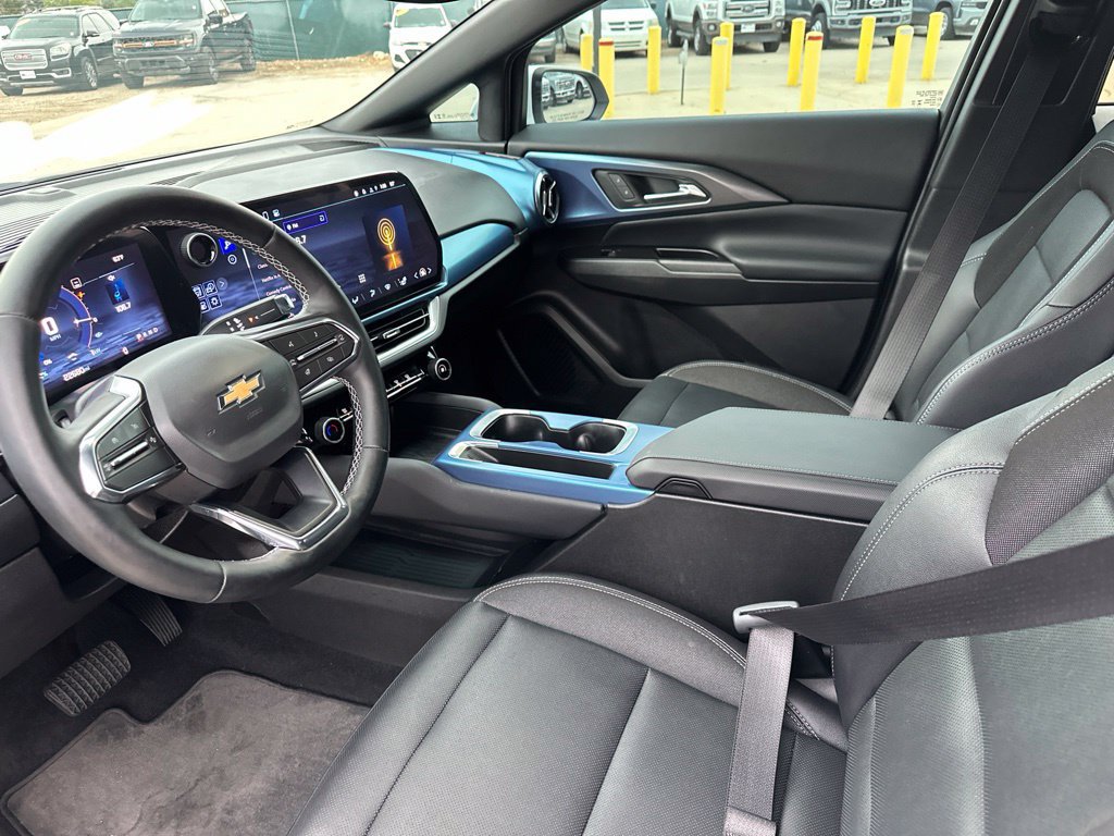 Certified 2024 Chevrolet Equinox EV LT AWD/4WD image 12
