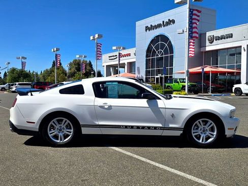 Used 2012 Ford Mustang Coupe RWD image 7