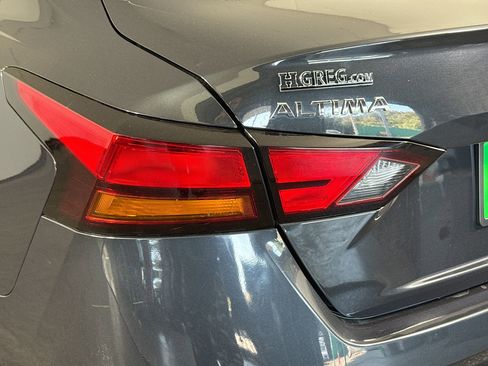 Used 2021 Nissan Altima 2.5 SV image 36