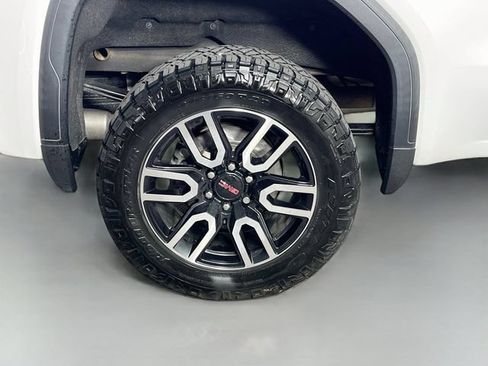 Used 2019 GMC Sierra 1500 AT4 w/ AT4 Premium Package AWD/4WD image 39