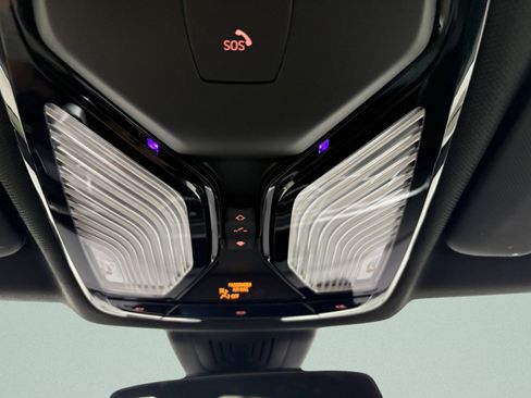 Used 2021 BMW X5 xDrive40i w/ Convenience Package image 30