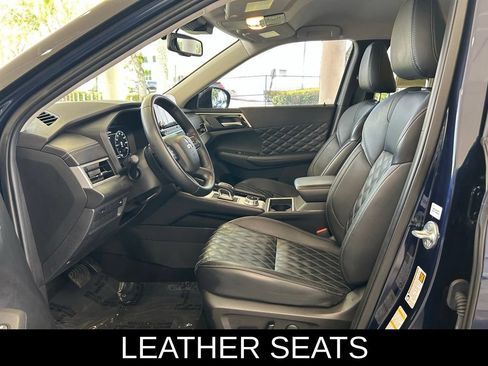Used 2024 Mitsubishi Outlander SEL Black Edition FWD image 6