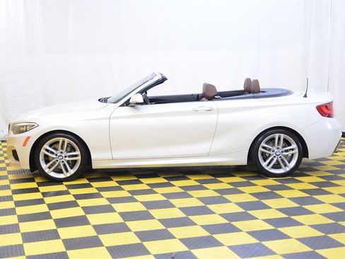 Used 2016 BMW 228i Convertible image 7