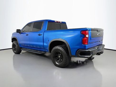 Used 2022 Chevrolet Silverado 1500 ZR2 w/ Technology Package AWD/4WD image 7