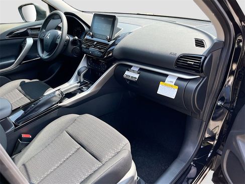 New 2025 Mitsubishi Eclipse Cross LE image 27