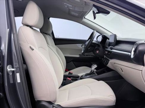 Used 2023 Kia Forte LXS FWD image 22