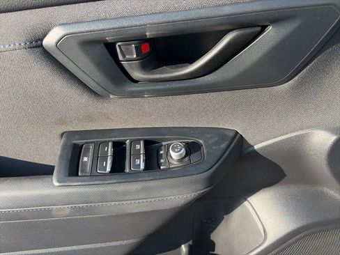 Used 2025 Subaru Forester Premium image 14