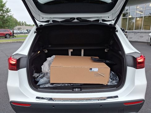 Used 2026 Mercedes-Benz GLA 250 4MATIC image 8