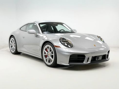 New 2026 Porsche 911 Carrera S RWD image 8