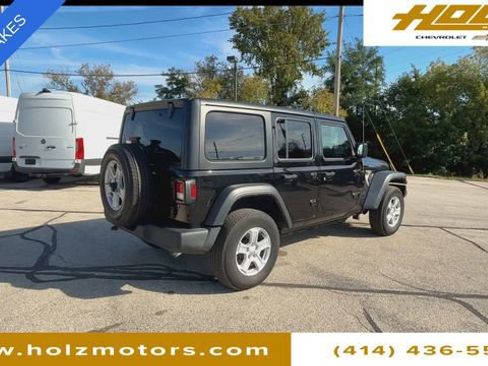 Used 2022 Jeep Wrangler Unlimited Sport image 10