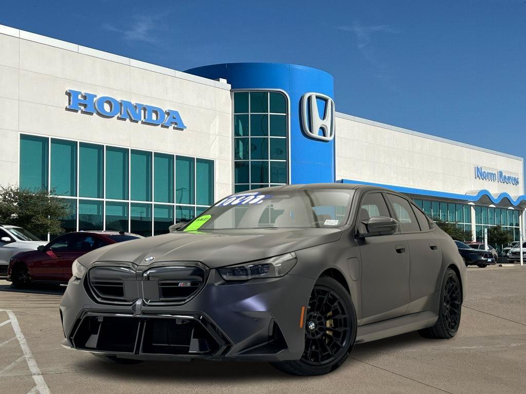 Used 2025 BMW M5 w/ Carbon Package AWD/4WD image 1