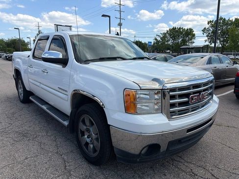 Used 2011 GMC Sierra 1500 SLE w/ Regional Value Package RWD image 3